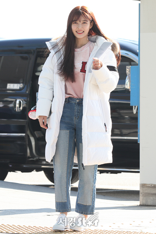 오늘자 김유정 인천공항 (상큼 주의) | 인스티즈