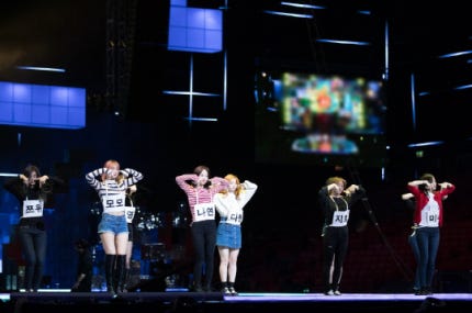 MAMA 리허설 중인 트와이스와 IOI | 인스티즈