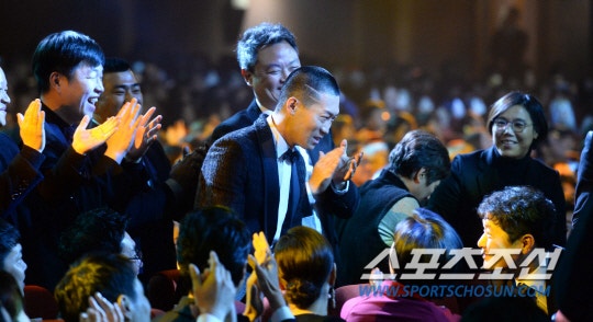 2017112501002282000166621_20171125222332