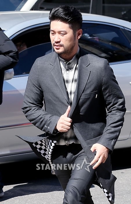 최자, '사람들이 아래만 봐'…이름이 무슨 뜻이길래 | 인스티즈