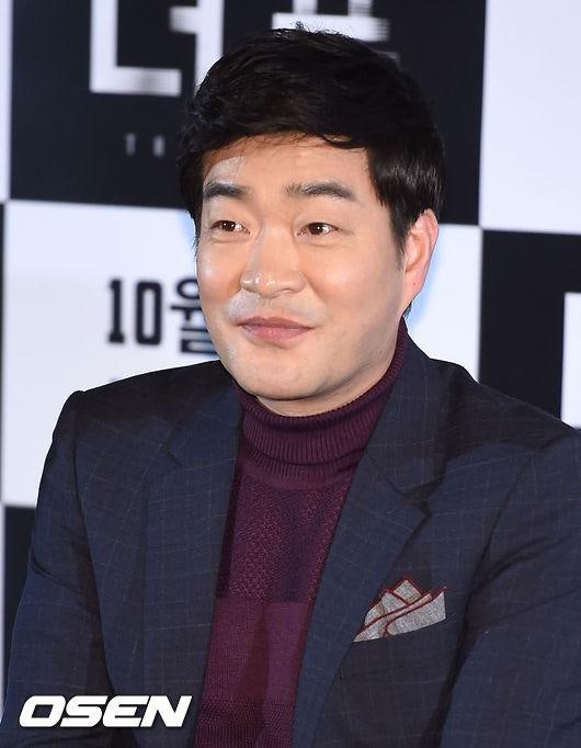 201602111633774645_56bc3a9eb50fe_99_2016