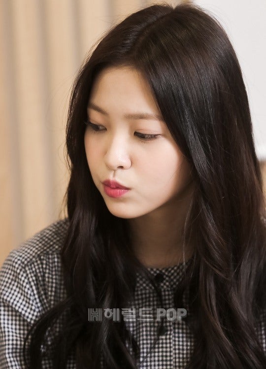 [화보] 어디까지 먹어봤니? 레드벨벳 예리, 먹방계의 샛별 등극! | 인스티즈