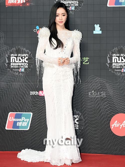 MAMA 레드카펫 홍수아,제시 | 인스티즈