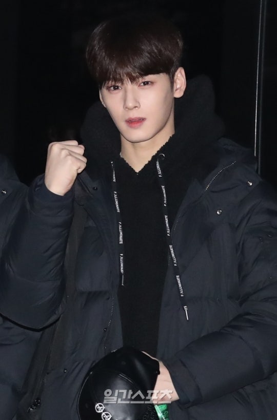 0002755734_004_20180215094054772.jpg?typ