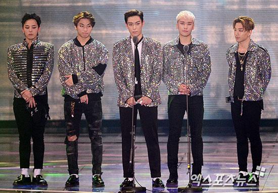 ミュージシャン BIGBANG'S 2015WELCOMING COLLECTION BIGBANG BIGBANG's 2015 Welcoming Collection DVD K-POP PROMO