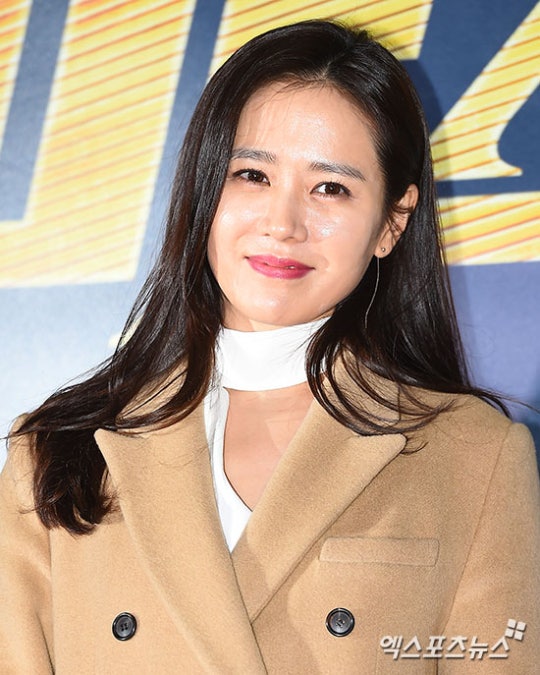 오늘자 손예진 | 인스티즈