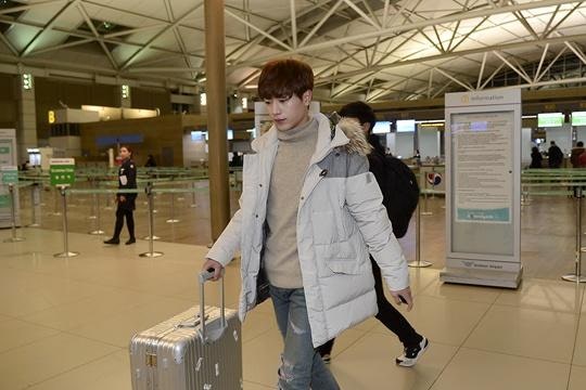 어릴때와 그대로 자란 서강준.jpg | 인스티즈