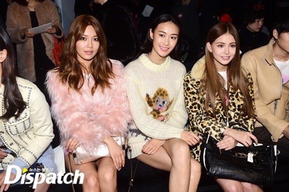  [PIC][09-02-2015]SooYoung khởi hành đi NY để tham dự "COACH 2015 FW New York Fashion Week" vào sáng nay 125143329_34