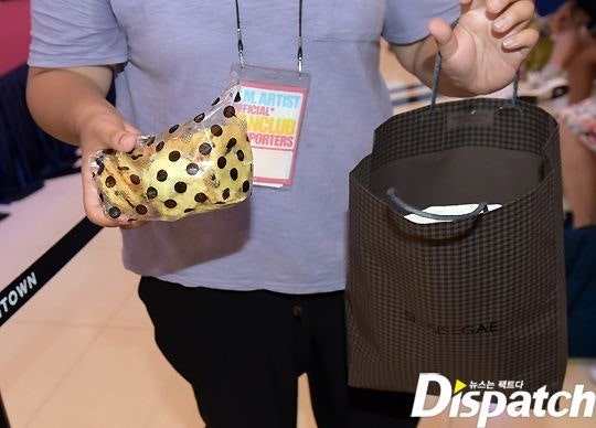 [스타캐스트] “여자가 더 반했다” …레드벨벳, 여덕몰이 현장 | 인스티즈