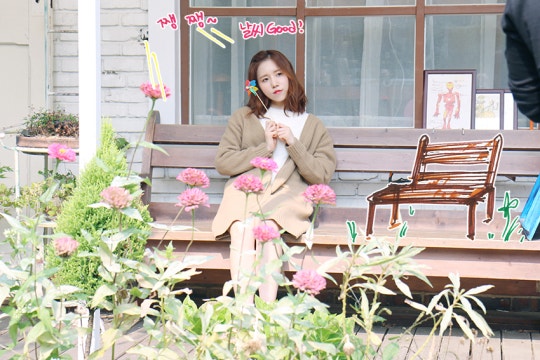 [스타캐스트] 러블리즈가 손그림으로 전하는 사랑 가득한 메시지♥ 2017년은 러블리즈가 책임진다! | 인스티즈