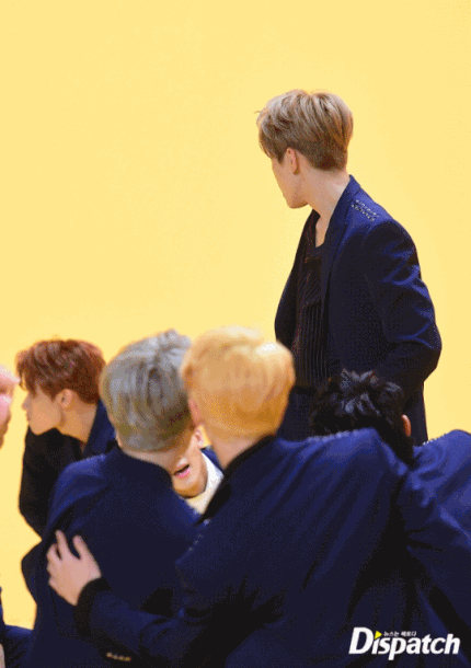 133902716_28.gif?type=w430_q70