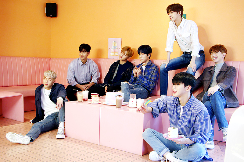 몬스타엑스 2018년도 시즌그리팅 촬영현장사진 | 인스티즈