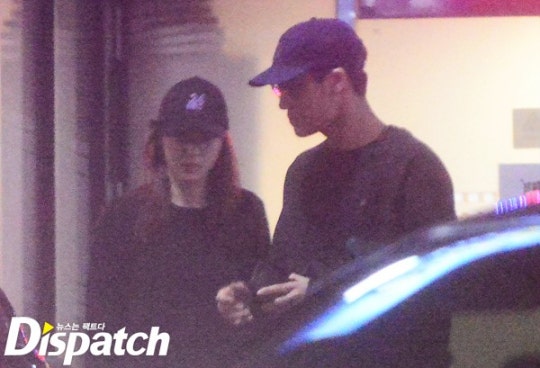 [디스패치단독] [Q&D] "데이트도 시크한가요?"…카이♥크리스탈, 현실만남 궁금증 | 인스티즈